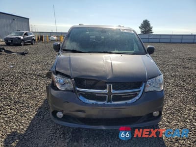 Piąte zdjęcie samochodu w środku: 2019 DODGE GRAND CARAVAN SXT VIN:2C4RDGCG9KR656414 - miniatura