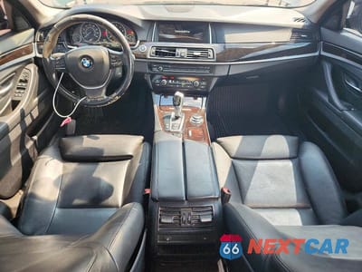 Zdjęcie 8 z 12 samochodu: 2011 BMW 550 XI VIN:WBAFU9C54BC785857 - miniatura