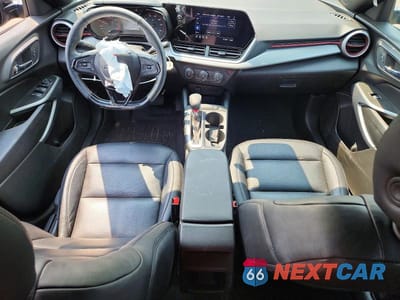 Zdjęcie 8 z 13 samochodu: 2025 CHEVROLET TRAX 1RS VIN:KL77LGEP0SC105382 - miniatura
