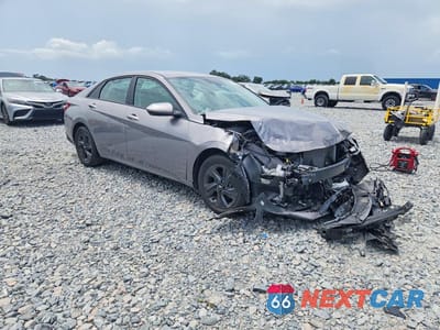 Czwarte zdjęcie samochodu z boku: 2023 HYUNDAI ELANTRA LIMITED VIN:KMHLM4AG1PU584704 - miniatura