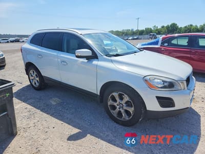 Czwarte zdjęcie samochodu z boku: 2013 VOLVO XC60 3.2 VIN:YV4940DZ6D2373555 - miniatura