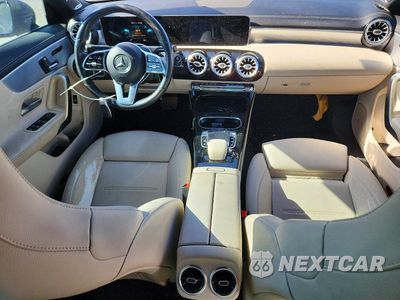 Zdjęcie 8 z 12 samochodu: 2020 MERCEDES-BENZ CLA 250 VIN:W1K5J4GB2LN089990 - miniatura