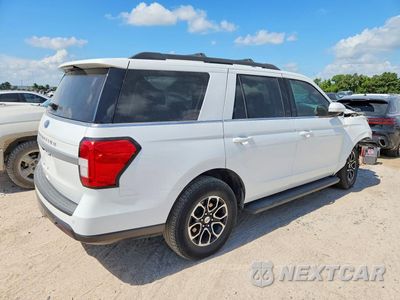 Trzecie zdjęcie samochodu z tyłu: 2024 FORD EXPEDITION XLT VIN:1FMJU1H82REB00413 - miniatura