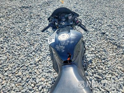 Zdjęcie 6 z 8 samochodu: 2012 HONDA CBR600 RR VIN:JH2PC4000CK501208 - miniatura