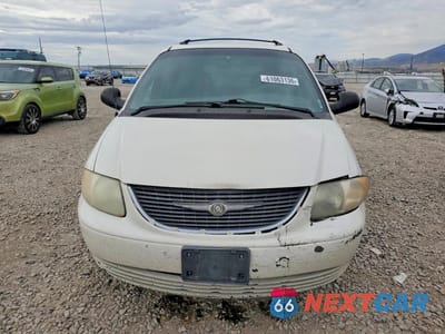 Piąte zdjęcie samochodu w środku: 2001 CHRYSLER TOWN & COUNTRY LX VIN:2C4GP44351R422925 - miniatura