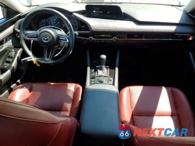 Zdjęcie 8 z 12 samochodu: 2023 MAZDA 3 PREFERRED VIN:3MZBPACMXPM377867 - miniatura