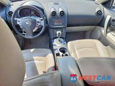 Zdjęcie 8 z 14 samochodu: 2013 NISSAN ROGUE S VIN:JN8AS5MV6DW625172 - miniatura