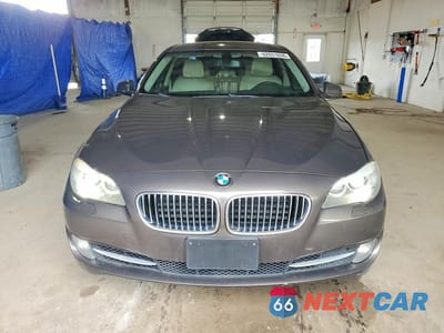 Piąte zdjęcie samochodu w środku: 2011 BMW 535 I VIN:WBAFR7C57BC604157 - miniatura