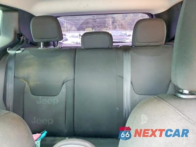 Zdjęcie 10 z 13 samochodu: 2017 JEEP RENEGADE LATITUDE VIN:ZACCJABB1HPG64800 - miniatura