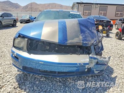 Piąte zdjęcie samochodu w środku: 2006 FORD MUSTANG VIN:1ZVFT80N065133152 - miniatura