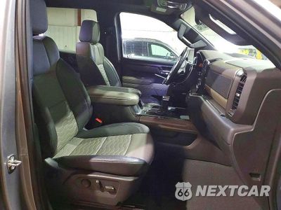 Zdjęcie 12 z 13 samochodu: 2024 CHEVROLET SILVERADO K1500 ZR2 VIN:3GCUDHEL2RG137828 - miniatura