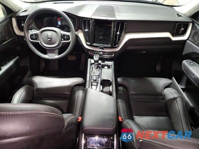 Zdjęcie 8 z 13 samochodu: 2021 VOLVO XC60 T6 INSCRIPTION VIN:YV4A22RL5M1887146 - miniatura