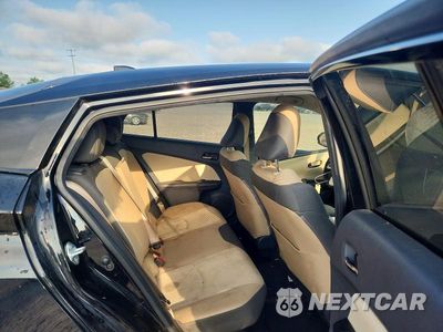 Zdjęcie 10 z 12 samochodu: 2016 TOYOTA PRIUS THREE VIN:JTDKARFUXG3019829 - miniatura