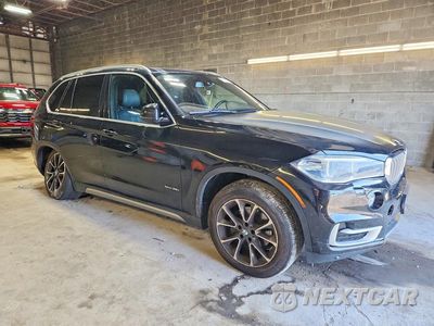 Czwarte zdjęcie samochodu z boku: 2017 BMW X5 XDRIVE35I VIN:5UXKR0C5XH0U54319 - miniatura