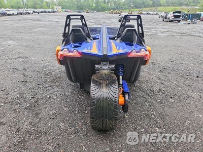 Czwarte zdjęcie samochodu z boku: 2021 POLARIS SLINGSHOT VIN:57XAARHB3M8142479 - miniatura