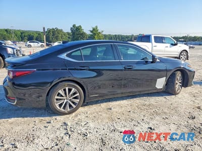 Trzecie zdjęcie samochodu z tyłu: 2020 LEXUS ES 300H VIN:58AD21B17LU008704 - miniatura