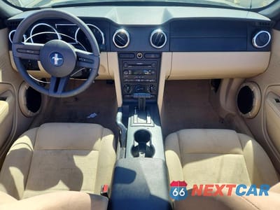 Zdjęcie 8 z 12 samochodu: 2005 FORD MUSTANG VIN:1ZVFT84N255228286 - miniatura