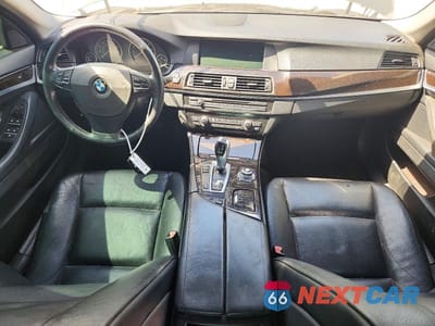 Zdjęcie 8 z 12 samochodu: 2013 BMW 528XI VIN:WBAXH5C54DD110010 - miniatura
