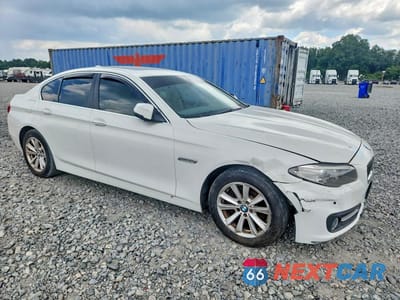 Czwarte zdjęcie samochodu z boku: 2015 BMW 528 XI VIN:WBA5A7C51FD628618 - miniatura