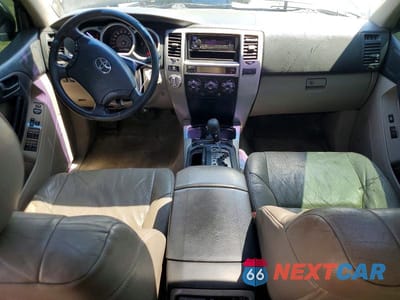 Zdjęcie 8 z 13 samochodu: 2005 TOYOTA 4RUNNER SR5 VIN:JTEBU14R350058473 - miniatura