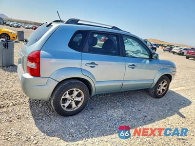Trzecie zdjęcie samochodu z tyłu: 2009 HYUNDAI TUCSON LIMITED I4 VIN:KM8JN12BX9U979375 - miniatura