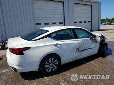 Trzecie zdjęcie samochodu z tyłu: 2025 NISSAN ALTIMA S VIN:1N4BL4BV3SN376235 - miniatura