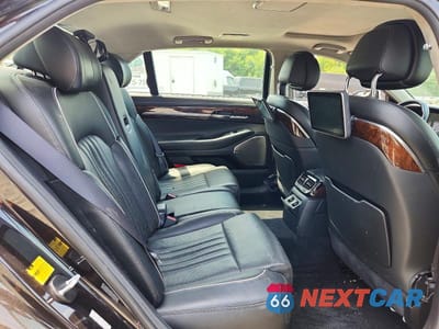 Zdjęcie 10 z 12 samochodu: 2018 GENESIS G90 ULTIMATE VIN:KMHG54JH0JU039429 - miniatura