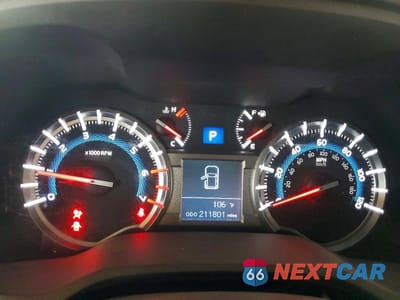 Zdjęcie 9 z 13 samochodu: 2018 TOYOTA 4RUNNER SR5 VIN:JTEZU5JR5J5174040 - miniatura