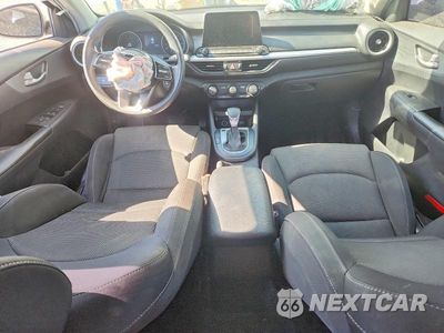 Zdjęcie 8 z 12 samochodu: 2021 KIA FORTE LXS VIN:3KPF24AD4ME314549 - miniatura