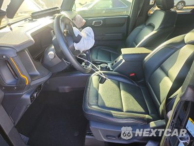 Zdjęcie 7 z 13 samochodu: 2024 FORD BRONCO BADLANDS VIN:1FMEE9BP5RLA41253 - miniatura