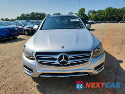 Piąte zdjęcie samochodu w środku: 2017 MERCEDES-BENZ GLC 300 VIN:WDC0G4JB0HV008563 - miniatura