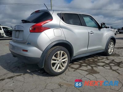 Trzecie zdjęcie samochodu z tyłu: 2014 NISSAN JUKE SV VIN:JN8AF5MR2ET353228 - miniatura