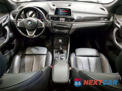 Zdjęcie 8 z 13 samochodu: 2018 BMW X1 XDRIVE28I VIN:WBXHT3C34J5L30734 - miniatura