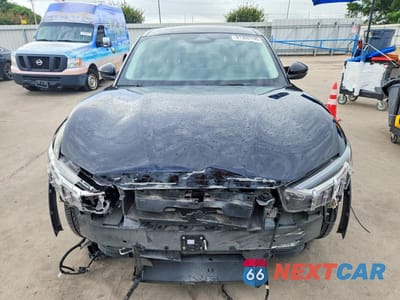 Piąte zdjęcie samochodu w środku: 2021 FORD MUSTANG MACH-E SELECT VIN:3FMTK1SS9MMA33511 - miniatura