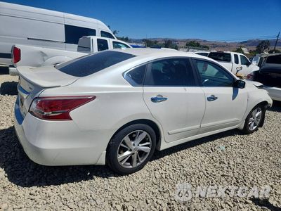 Trzecie zdjęcie samochodu z tyłu: 2013 NISSAN ALTIMA 2.5 VIN:1N4AL3AP7DC194979 - miniatura