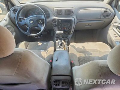 Zdjęcie 8 z 13 samochodu: 2008 CHEVROLET TRAILBLAZER LS/LT VIN:1GNDT13S282209355 - miniatura