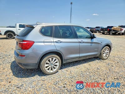 Trzecie zdjęcie samochodu z tyłu: 2016 BMW X3 XDRIVE28I VIN:5UXWX9C51G0D80463 - miniatura
