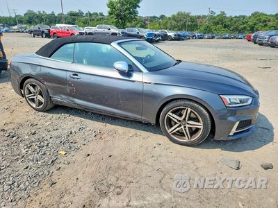 Czwarte zdjęcie samochodu z boku: 2018 AUDI S5 PREMIUM PLUS VIN:WAUY4GF50JN013223 - miniatura