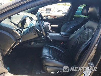 Zdjęcie 7 z 13 samochodu: 2019 LINCOLN MKZ RESERVE II VIN:3LN6L5MU1KR618583 - miniatura