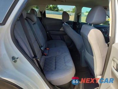 Zdjęcie 11 z 13 samochodu: 2017 KIA NIRO LX VIN:KNDCB3LC4H5085518 - miniatura