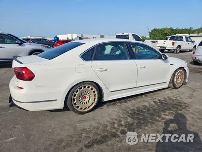 Trzecie zdjęcie samochodu z tyłu: 2017 VOLKSWAGEN PASSAT R-LINE VIN:1VWDT7A35HC074015 - miniatura
