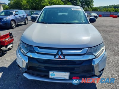 Piąte zdjęcie samochodu w środku: 2016 MITSUBISHI OUTLANDER ES VIN:JA4AD2A32GZ017203 - miniatura