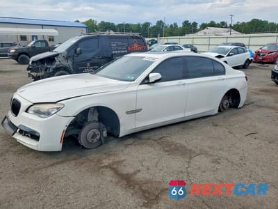 2013 BMW 750 LXI WBAYF8C5XDD139930 - główne zdjęcie licytacji z USA - miniatura