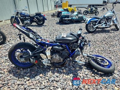 2016 YAMAHA FZ07 JYARM06E7GA008207 - główne zdjęcie licytacji z USA - miniatura