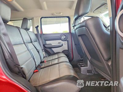 Zdjęcie 11 z 14 samochodu: 2007 DODGE NITRO SLT VIN:1D8GT58K07W587351 - miniatura