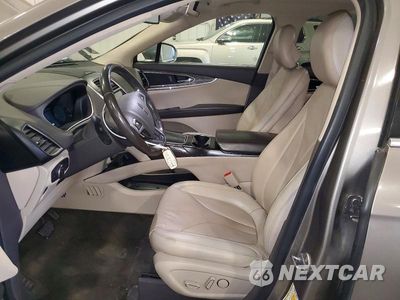 Zdjęcie 7 z 14 samochodu: 2017 LINCOLN MKX RESERVE VIN:2LMPJ8LR6HBL44642 - miniatura