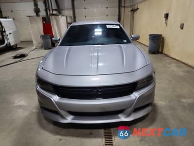 Piąte zdjęcie samochodu w środku: 2017 DODGE CHARGER SXT VIN:2C3CDXHG1HH503480 - miniatura