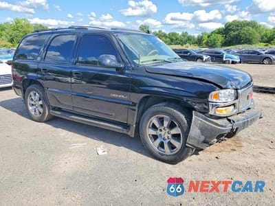 Czwarte zdjęcie samochodu z boku: 2006 GMC YUKON DENALI VIN:1GKEK63U16J134735 - miniatura