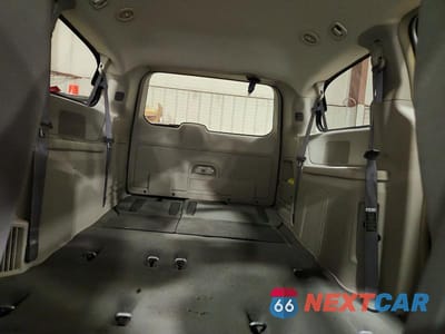 Zdjęcie 10 z 14 samochodu: 2008 CHRYSLER TOWN & COUNTRY LX VIN:2A8HR44H38R778061 - miniatura