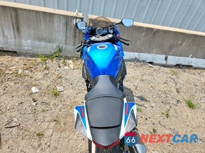 Zdjęcie 6 z 9 samochodu: 2025 SUZUKI GSX-R600 VIN:JS1GN7FA8S7101820 - miniatura
